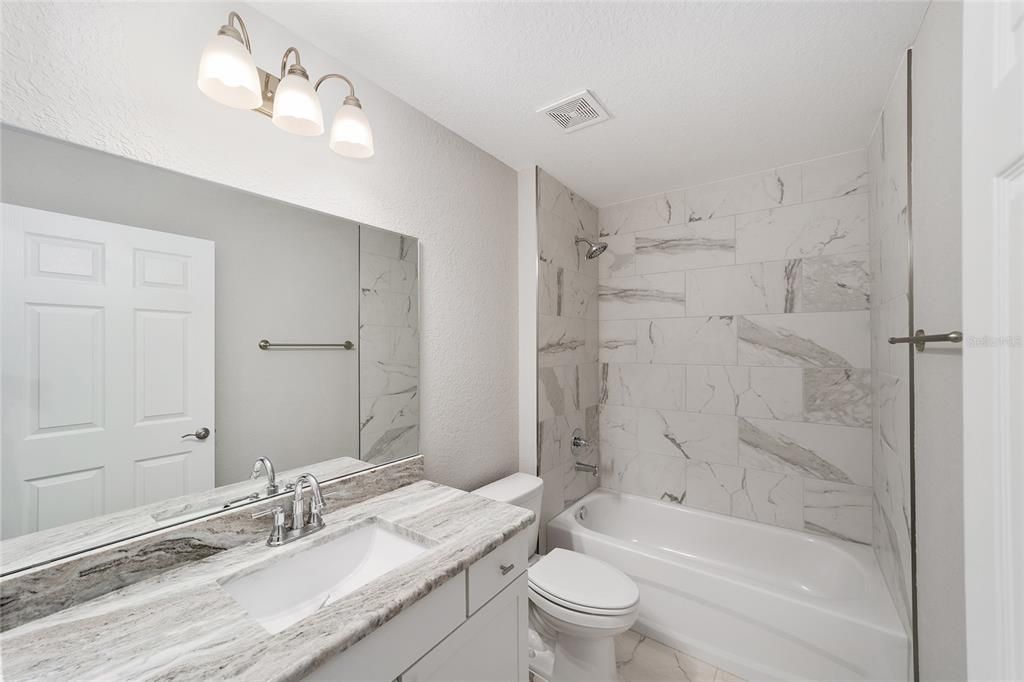 For Sale: $239,000 (3 beds, 2 baths, 1083 Square Feet)