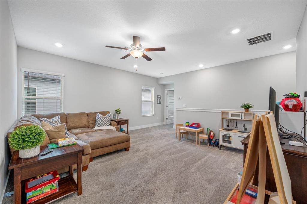 En Renta: $3,995 (5 camas, 3 baños, 2746 Pies cuadrados)