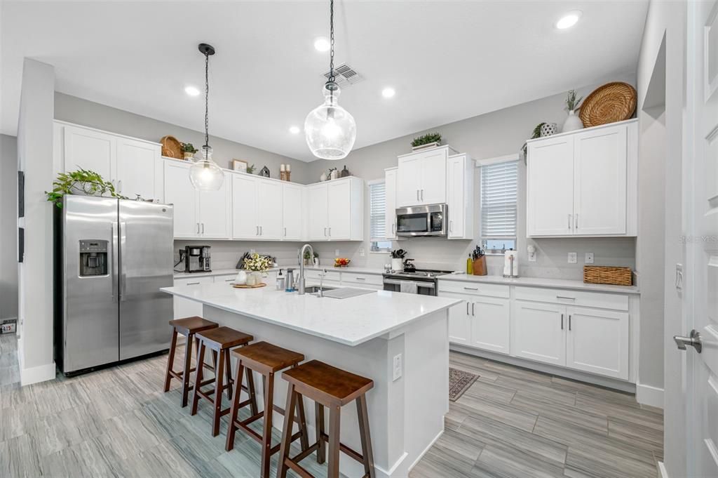 En Renta: $3,995 (5 camas, 3 baños, 2746 Pies cuadrados)