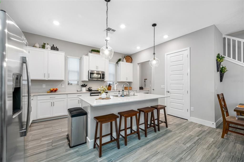 En Renta: $3,995 (5 camas, 3 baños, 2746 Pies cuadrados)