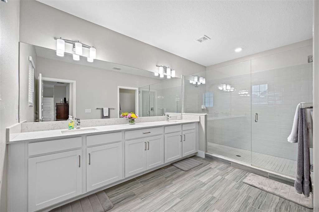 En Renta: $3,995 (5 camas, 3 baños, 2746 Pies cuadrados)