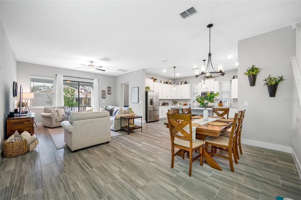 En Renta: $3,995 (5 camas, 3 baños, 2746 Pies cuadrados)