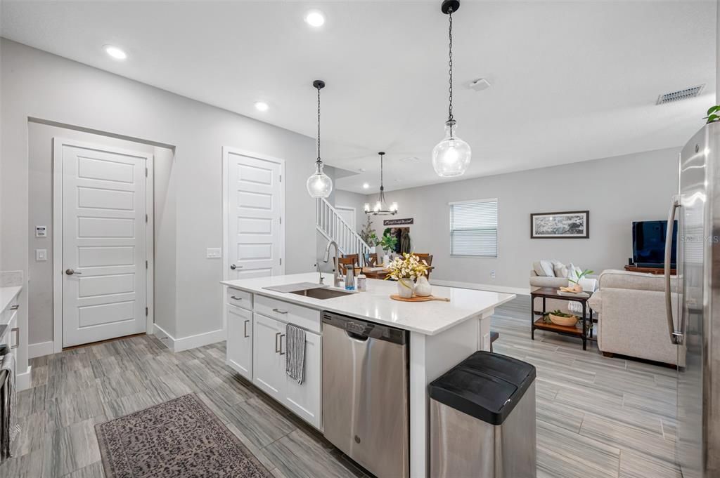 En Renta: $3,995 (5 camas, 3 baños, 2746 Pies cuadrados)