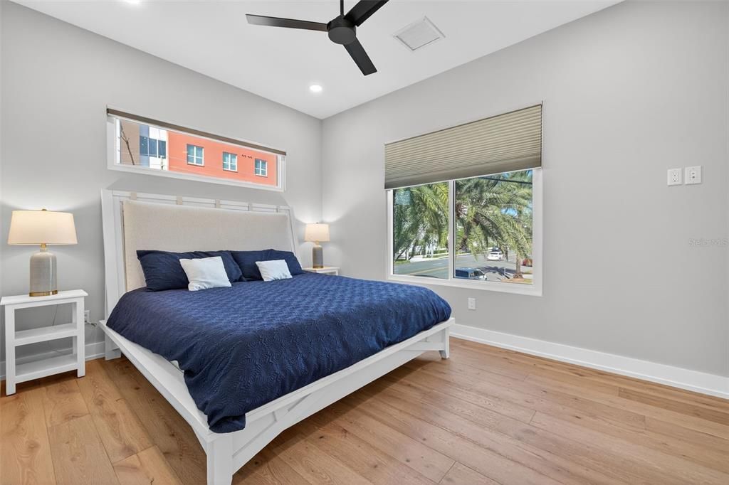 待售: $2,200,000 (4 贝兹, 4 浴室, 3240 平方英尺)