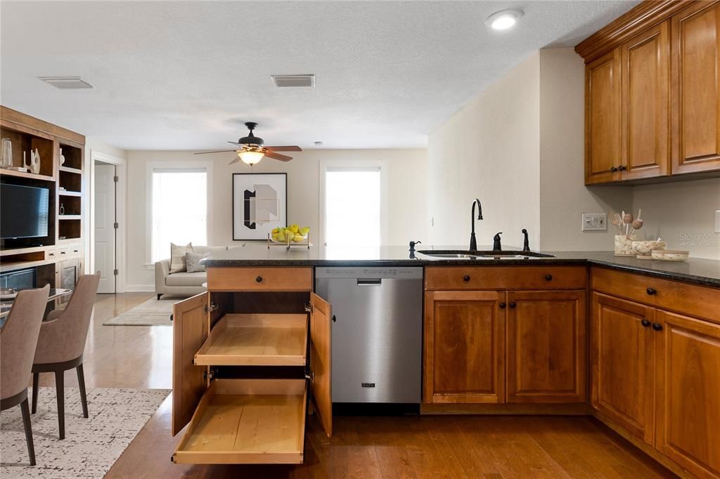 Active With Contract: $549,900 (4 beds, 3 baths, 2032 Square Feet)