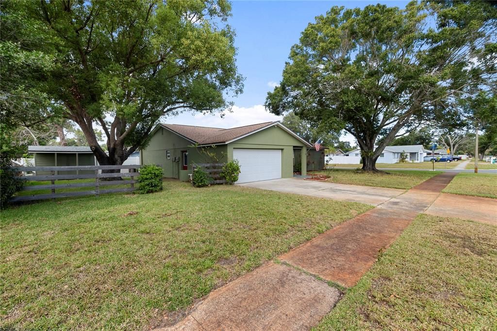 Active With Contract: $549,900 (4 beds, 3 baths, 2032 Square Feet)