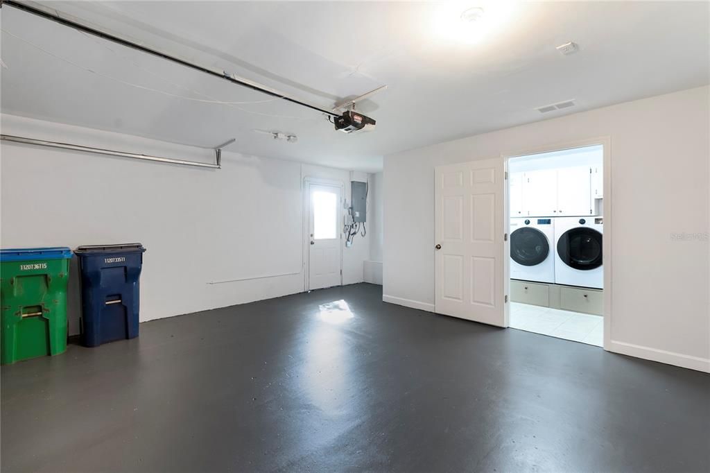 Active With Contract: $549,900 (4 beds, 3 baths, 2032 Square Feet)