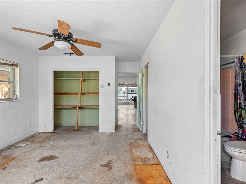 En Venta: $1,250,000 (6 camas, 0 baños, 2032 Pies cuadrados)