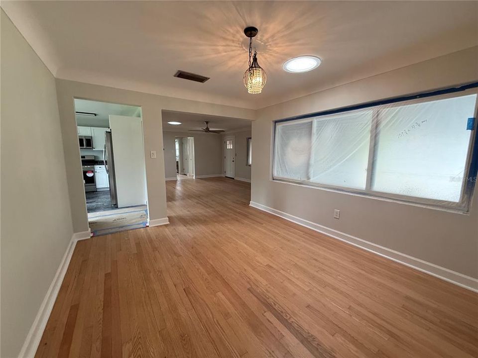 For Sale: $759,000 (3 beds, 2 baths, 1974 Square Feet)