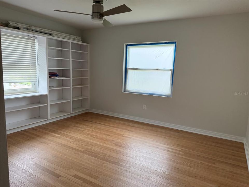 For Sale: $759,000 (3 beds, 2 baths, 1974 Square Feet)