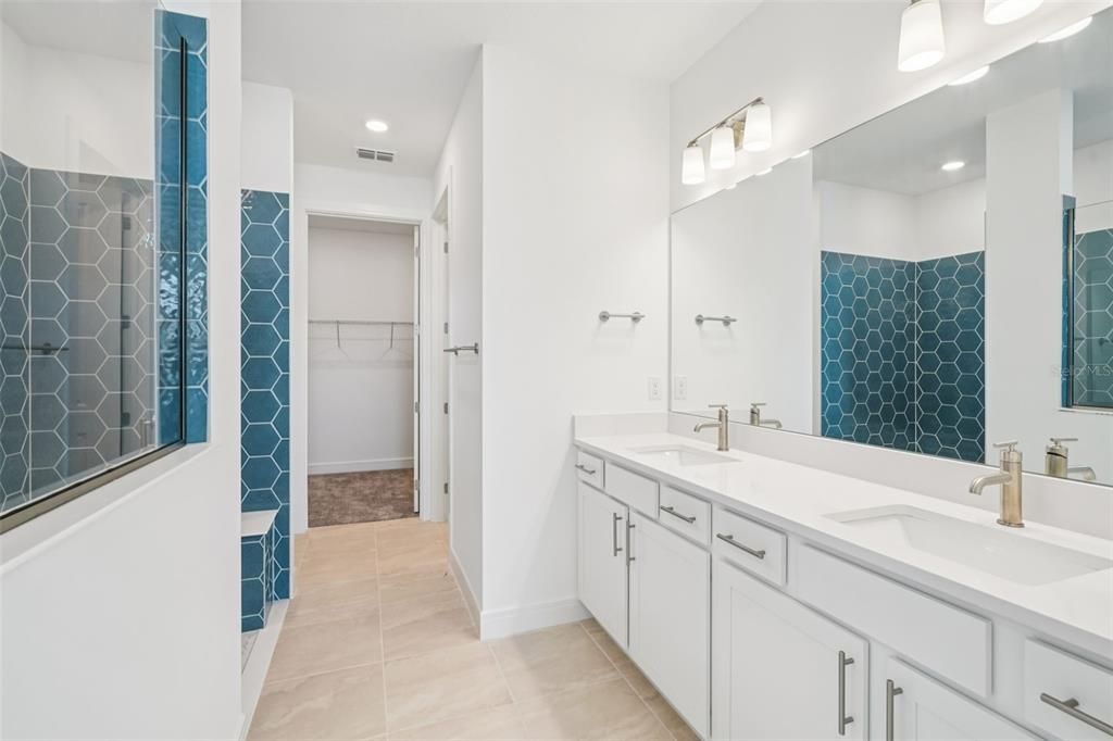 待售: $499,900 (3 贝兹, 3 浴室, 2200 平方英尺)