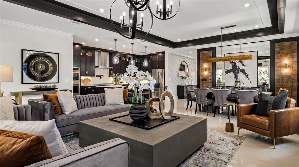 En Venta: $579,990 (3 camas, 3 baños, 2289 Pies cuadrados)