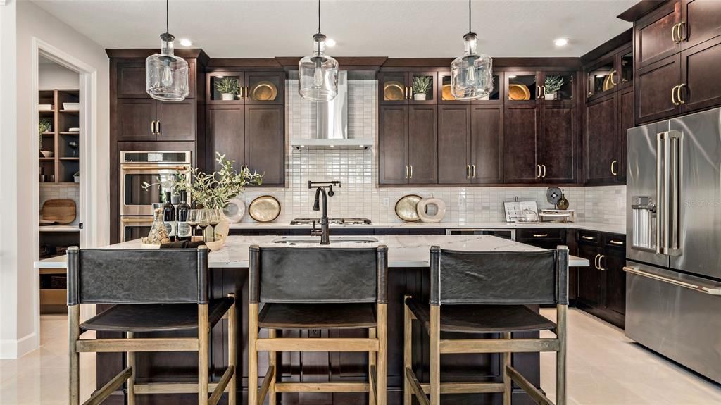 En Venta: $579,990 (3 camas, 3 baños, 2289 Pies cuadrados)