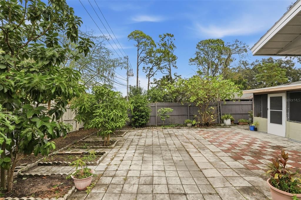 На продажу: $470,000 (3 спален, 2 ванн, 1721 Квадратных фут)