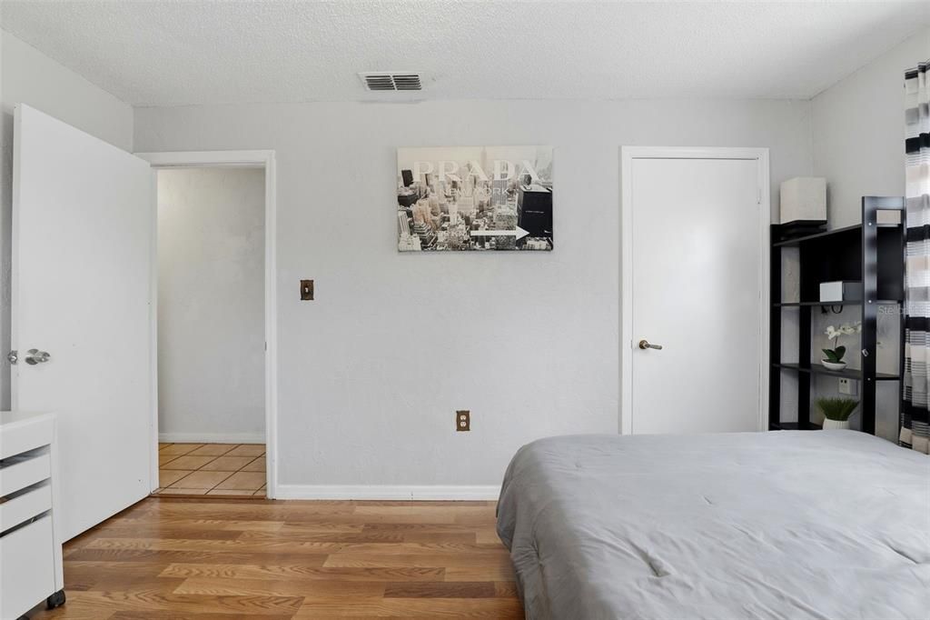 На продажу: $470,000 (3 спален, 2 ванн, 1721 Квадратных фут)