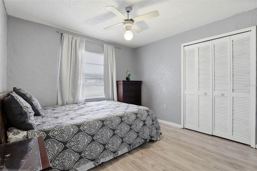 На продажу: $470,000 (3 спален, 2 ванн, 1721 Квадратных фут)