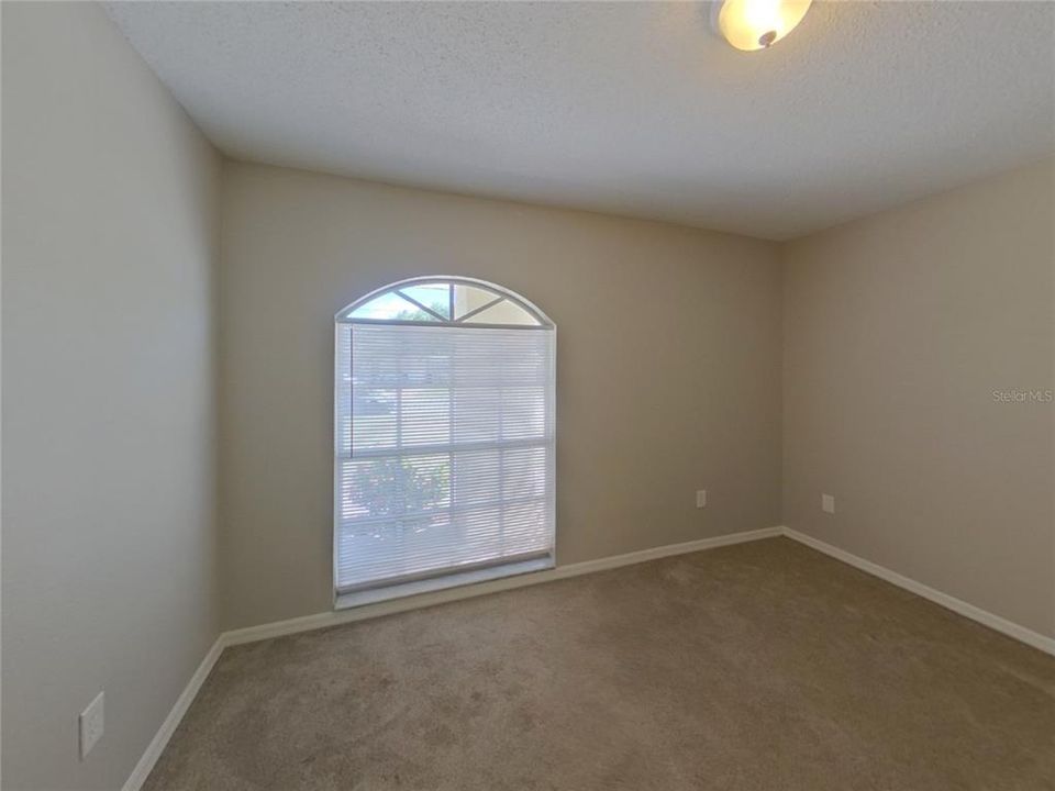 Active With Contract: $2,679 (5 beds, 2 baths, 1456 Square Feet)