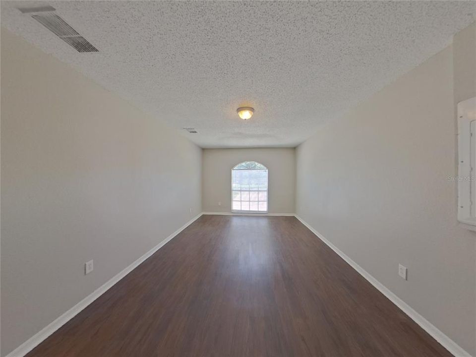 Active With Contract: $2,679 (5 beds, 2 baths, 1456 Square Feet)