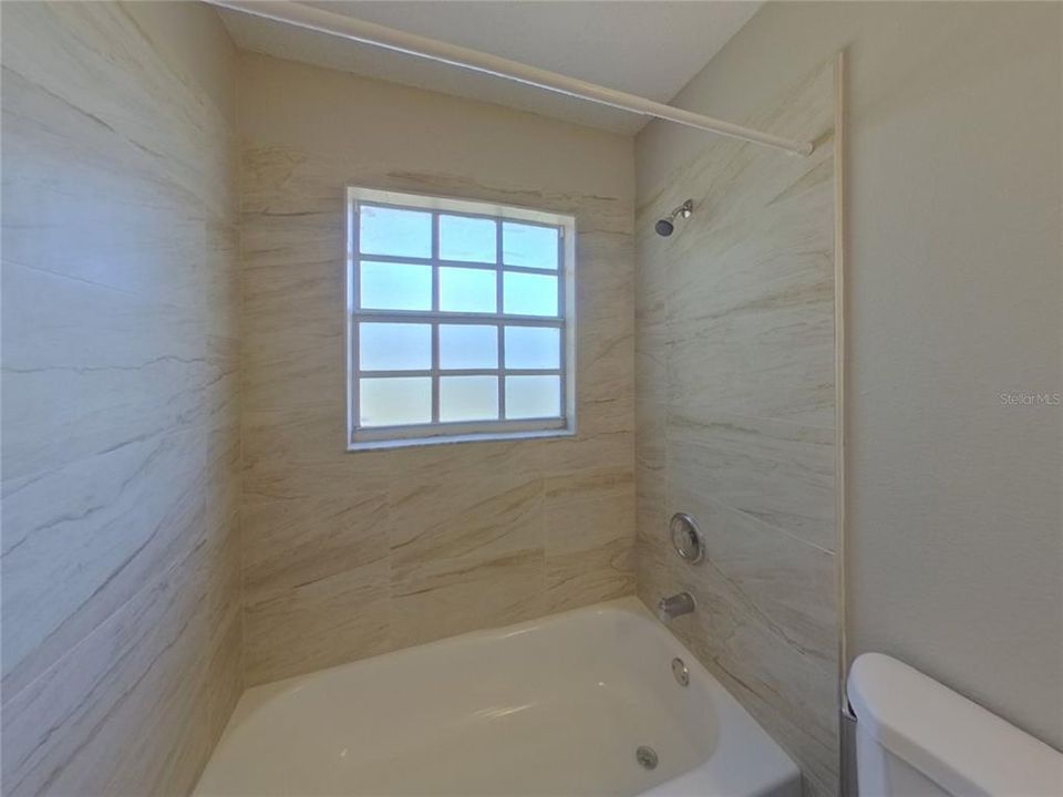 Active With Contract: $2,679 (5 beds, 2 baths, 1456 Square Feet)