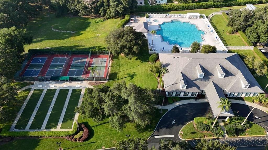 For Sale: $346,400 (3 beds, 2 baths, 2132 Square Feet)