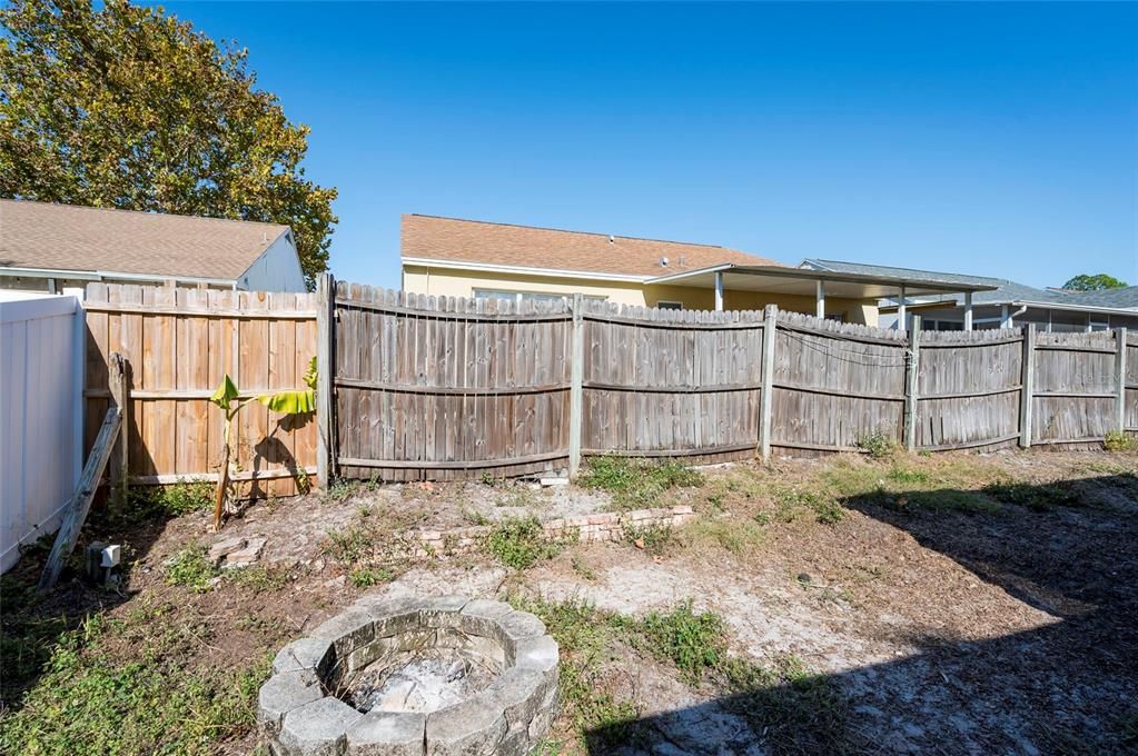 For Sale: $260,000 (2 beds, 2 baths, 1208 Square Feet)