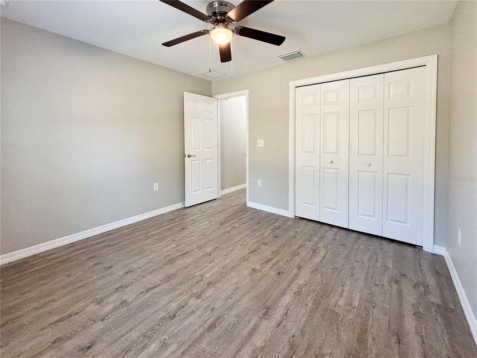 En Venta: $285,000 (3 camas, 2 baños, 1801 Pies cuadrados)