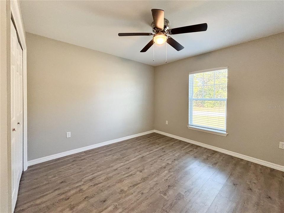 En Venta: $285,000 (3 camas, 2 baños, 1801 Pies cuadrados)