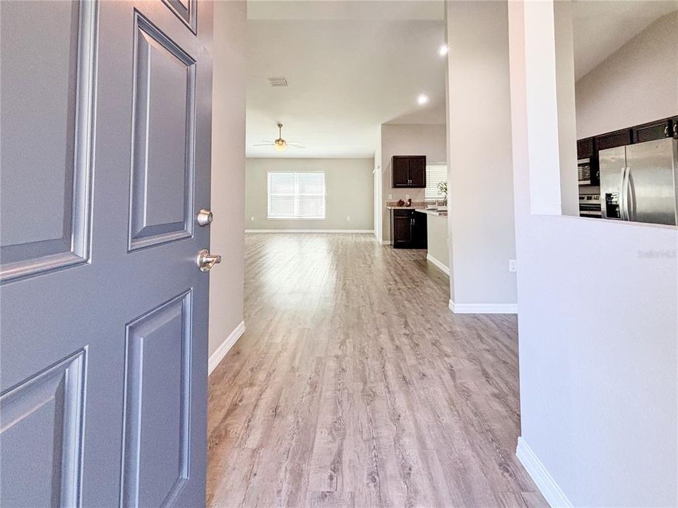 En Venta: $285,000 (3 camas, 2 baños, 1801 Pies cuadrados)