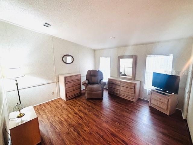 En Venta: $147,900 (2 camas, 2 baños, 1521 Pies cuadrados)