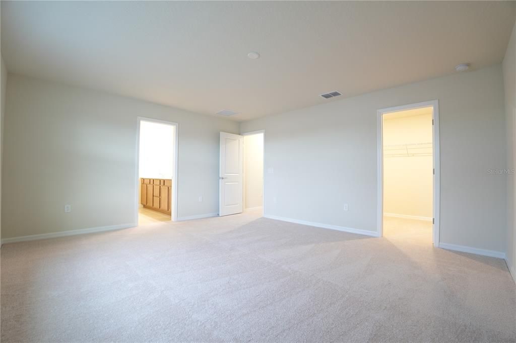 В аренду: $4,300 (5 спален, 3 ванн, 2631 Квадратных фут)