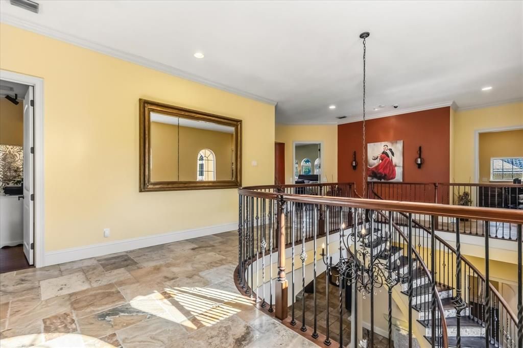 For Sale: $2,200,000 (5 beds, 4 baths, 4106 Square Feet)