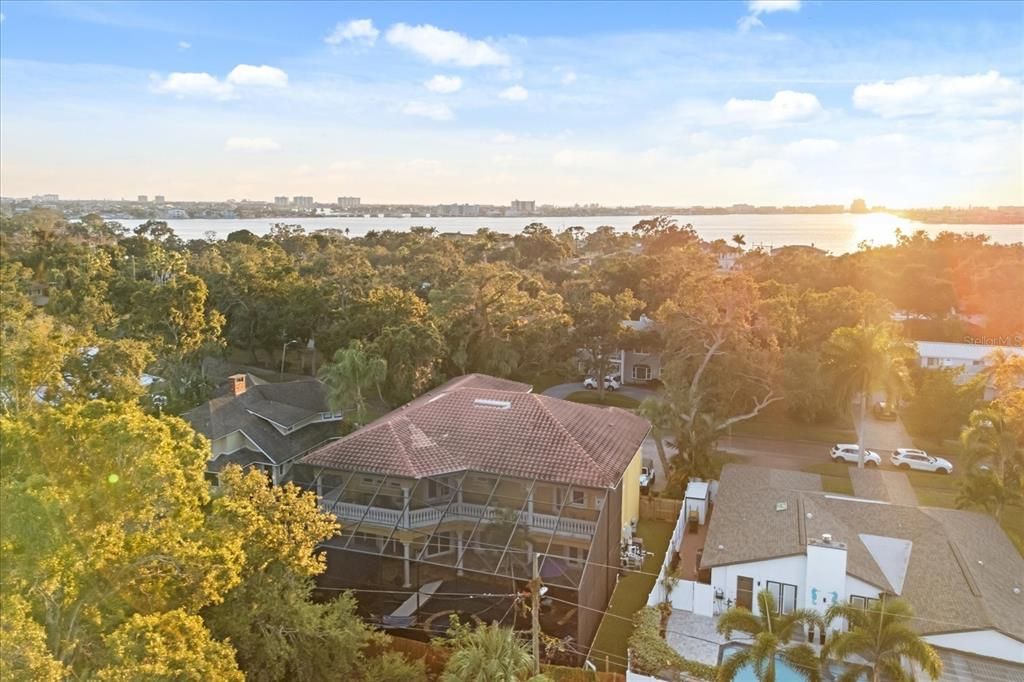 For Sale: $2,200,000 (5 beds, 4 baths, 4106 Square Feet)