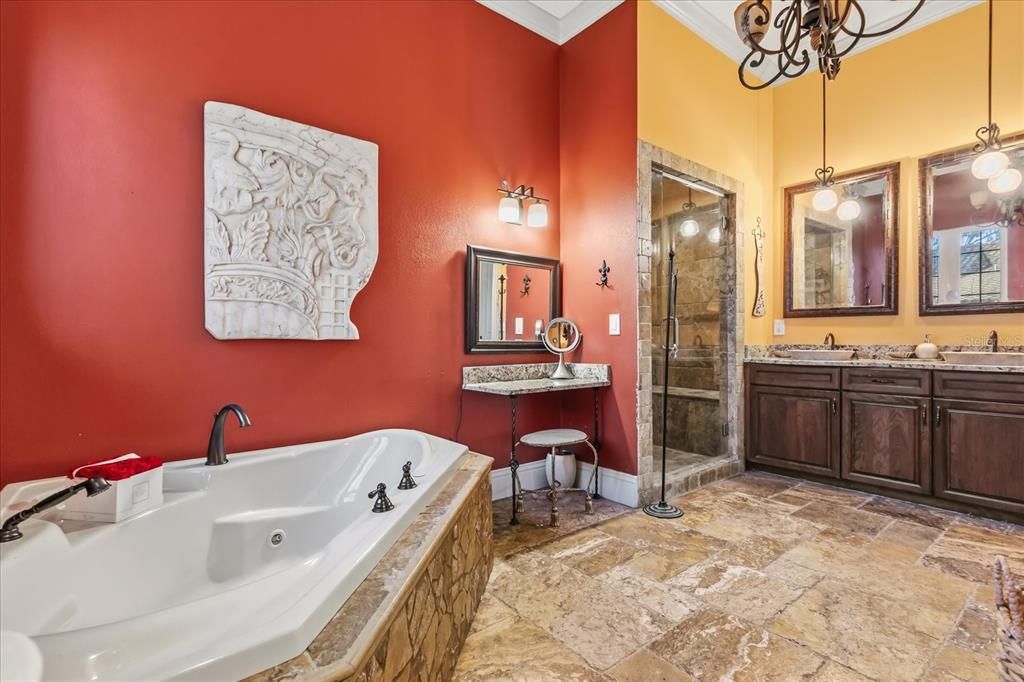 For Sale: $2,200,000 (5 beds, 4 baths, 4106 Square Feet)