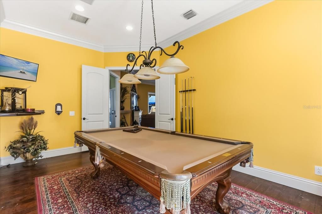 For Sale: $2,200,000 (5 beds, 4 baths, 4106 Square Feet)