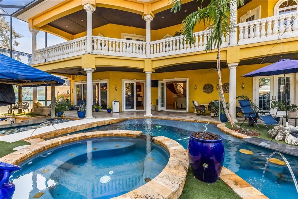 For Sale: $2,200,000 (5 beds, 4 baths, 4106 Square Feet)