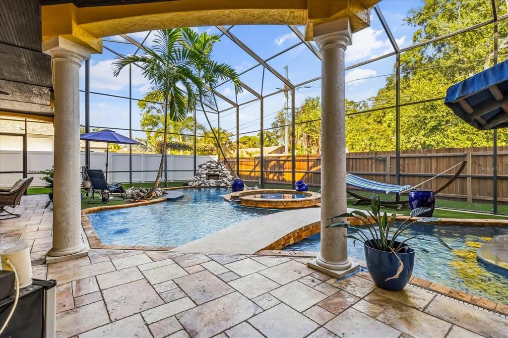 For Sale: $2,200,000 (5 beds, 4 baths, 4106 Square Feet)