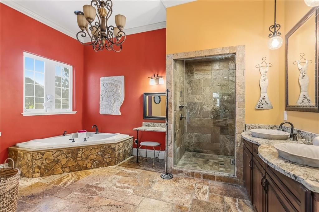 For Sale: $2,200,000 (5 beds, 4 baths, 4106 Square Feet)