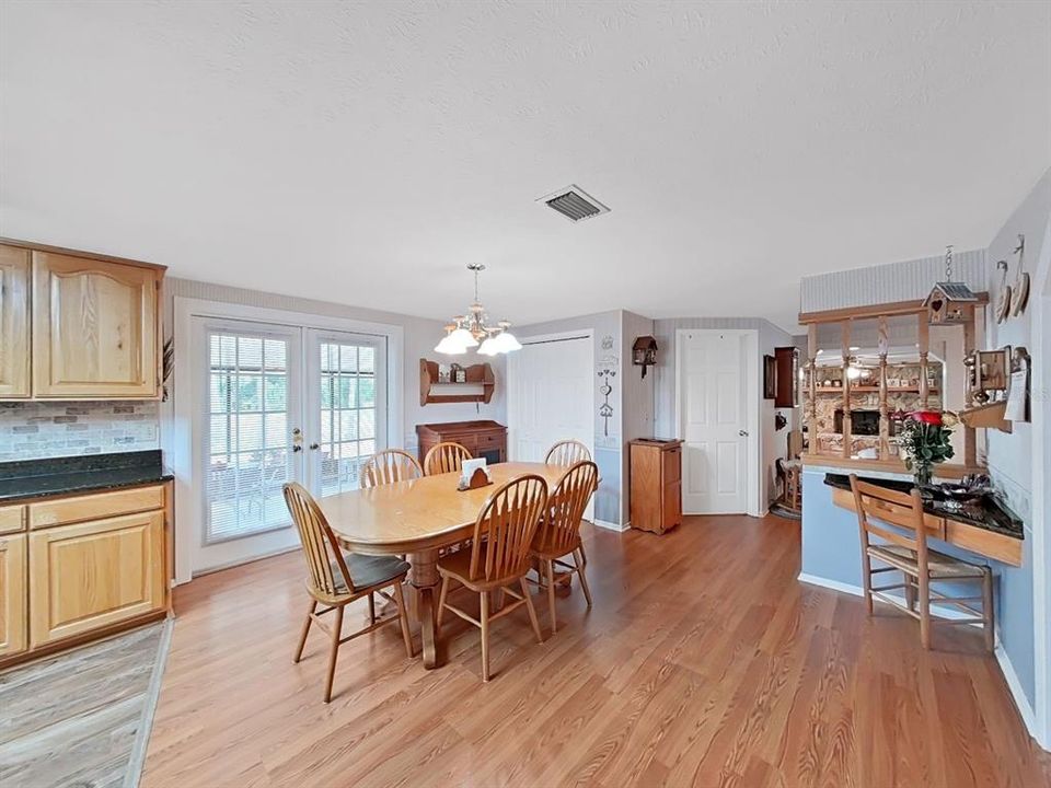 待售: $675,000 (3 贝兹, 2 浴室, 2870 平方英尺)