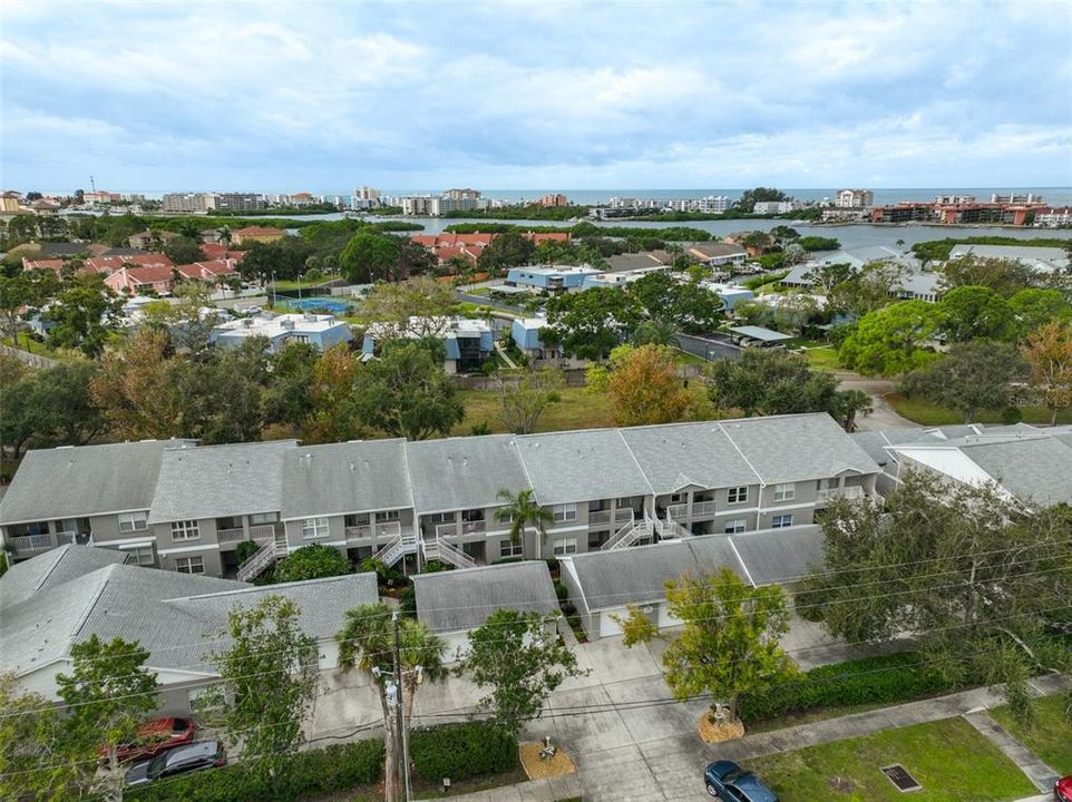 На продажу: $330,000 (2 спален, 2 ванн, 1450 Квадратных фут)