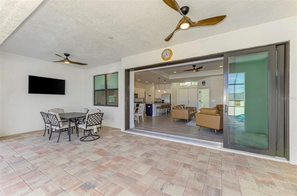 En Venta: $479,900 (3 camas, 2 baños, 1864 Pies cuadrados)