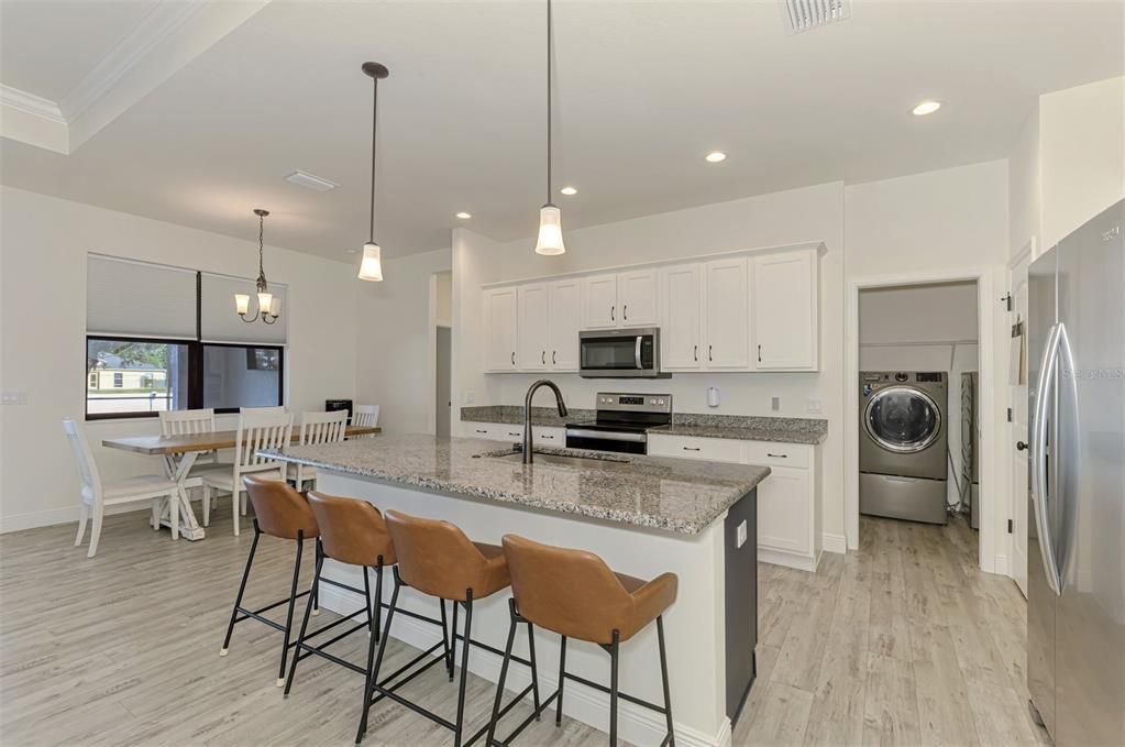 En Venta: $479,900 (3 camas, 2 baños, 1864 Pies cuadrados)