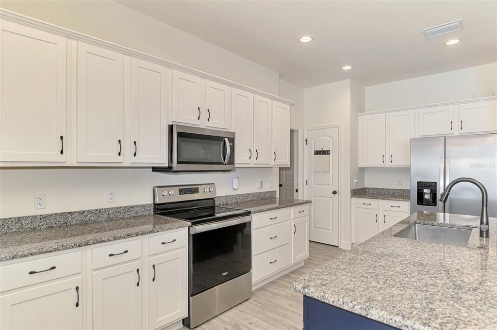 En Venta: $479,900 (3 camas, 2 baños, 1864 Pies cuadrados)