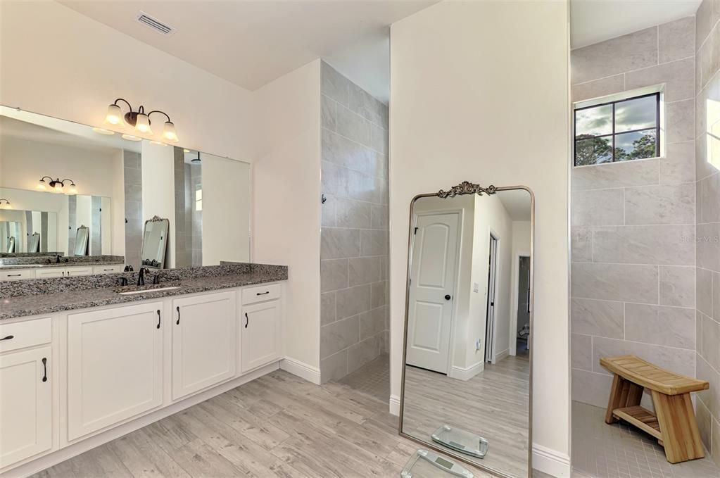 En Venta: $479,900 (3 camas, 2 baños, 1864 Pies cuadrados)