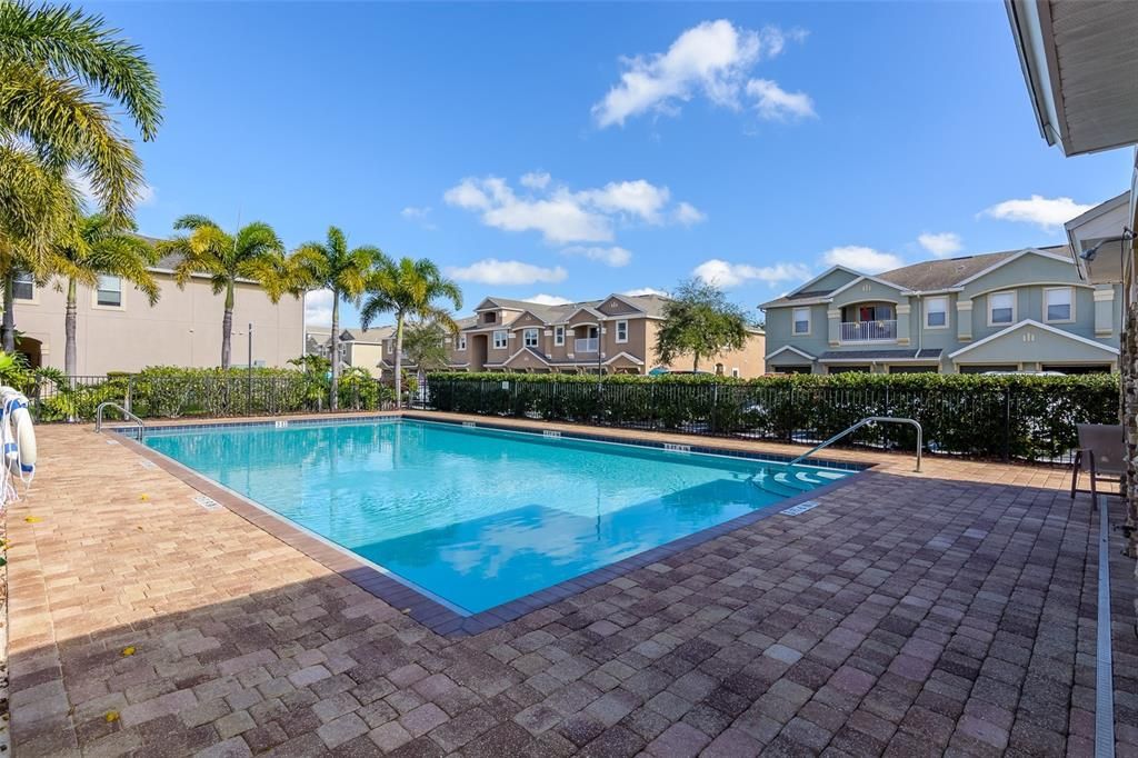 En Venta: $199,000 (2 camas, 2 baños, 1230 Pies cuadrados)