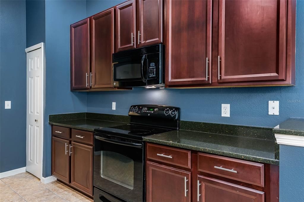 En Venta: $199,000 (2 camas, 2 baños, 1230 Pies cuadrados)