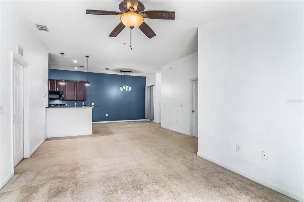 En Venta: $199,000 (2 camas, 2 baños, 1230 Pies cuadrados)