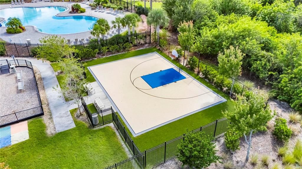 For Sale: $365,000 (4 beds, 2 baths, 1612 Square Feet)