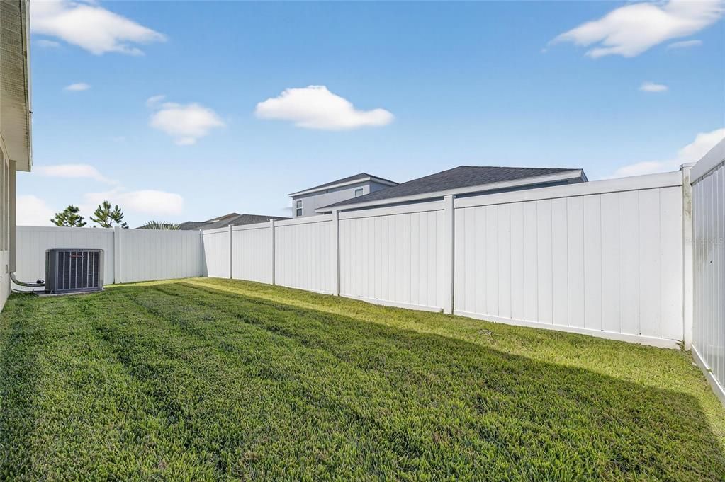 For Sale: $365,000 (4 beds, 2 baths, 1612 Square Feet)