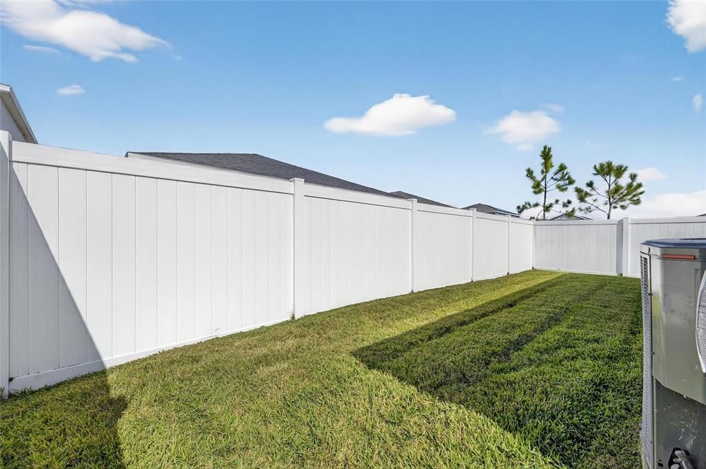 For Sale: $365,000 (4 beds, 2 baths, 1612 Square Feet)