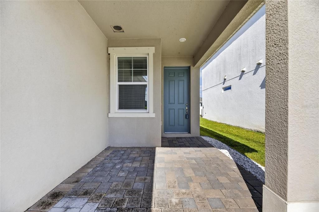 For Sale: $365,000 (4 beds, 2 baths, 1612 Square Feet)